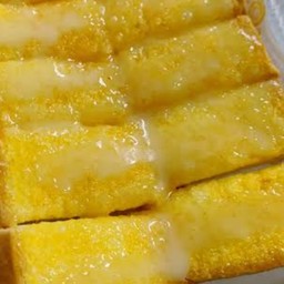 ยะหยา ปังทอง