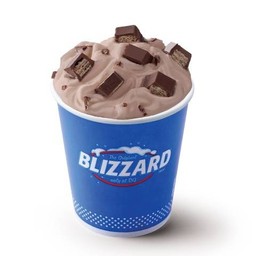 ไอศกรีม บลิซซาร์ด® คิทแคท®