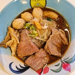 เตี๋ยวเรือเนื้อ อร่อยไม่ต้องปรุงเพิ่ม