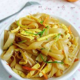 炒河粉เส้นเล็กผัด