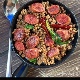 กะเพราหมูสับกุนเชียง