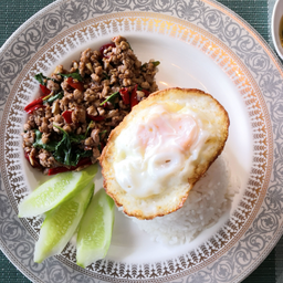 ข้าวกะเพราหมูสับ