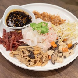 ก๋วยเตี๋ยวหลอด ทรงเครื่อง