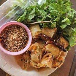 ร้านปอเปี๊ยะ&หมูกะทะ&หมูทอด Byเหมือนเปี๊ยบ