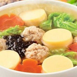 แกงจืดเต้าหู้หมูสับ