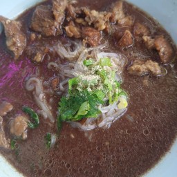ก๋วยเตี๋ยวเนื้อเปื่อย