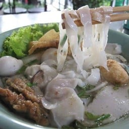 ก๋วยเตี๋ยวเส้นปลา