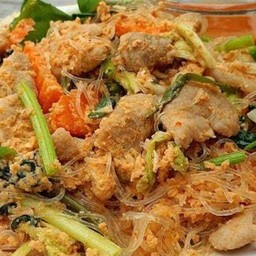 สุกี้แห้ง ไข่+หมูชิ้น