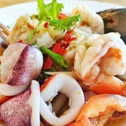 ยำทะเลรวม
