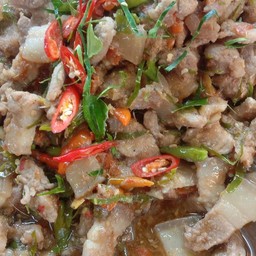 หมูสามชั้นผัดกะปิ
