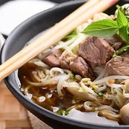 ก๋วยเต๋ยวหมูนุ่มน้ำใส