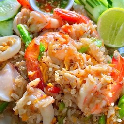 ข้าวผัดทะเล