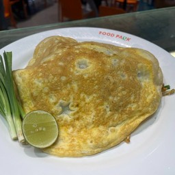 ผัดไทยห่อไข่