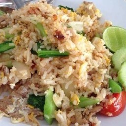ข้าวผัดหมู