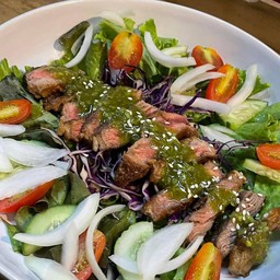 ยำเนื้อแซ่บ