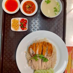 ข้าวมันไก่ต้มผสมไก่ทอด