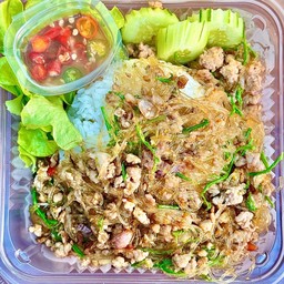ข้าวราดวุ้นเส้นผัดชะอม(ขายดี)