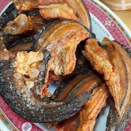 ปลาดุกแดดเดียวทอด