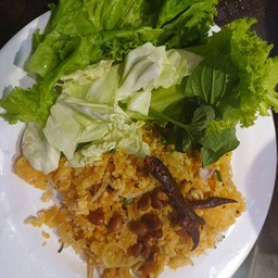 ยำแหนมคลุก