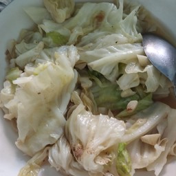 กะหล่ำปลีผัดน้ำปลา