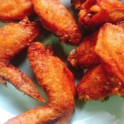 ปีกไก่ทอดน้ำปลา