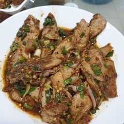 น้ำตกหมู