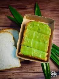 ปังปิ้งใบเตย