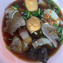 ก๋วยจั๊บน้ำข้น
