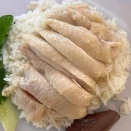 เฮียไอซ์ ข้าวมันไก่&ก๋วยเตี๋ยวไก่มะระ