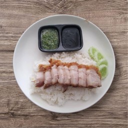 ข้าวหน้าหมูกรอบ