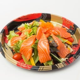 สลัดปลาแซลมอนสด