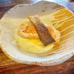 แซลมอนวาซาบิ Wasabi Salmon