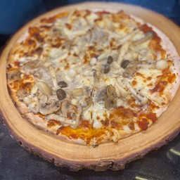 ทรัฟเฟิลแอนด์มัชรูมพิซซ่า