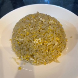 ข้าวผัดกระเทียม