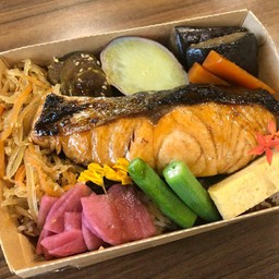 โนริเบนโตะแซลมอลนอร์เวย์ ซอสเทริยากิ