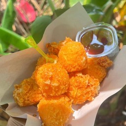 ชีสบอลลูกใหญ่