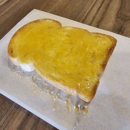 ปังปิ้งเนย น้ำผึ้ง