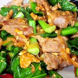 ผัดซีอิ๊วเส้นเล็ก