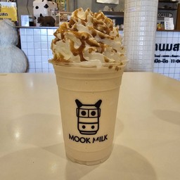 ไวทมอลต์ปั่น+วิปราดคาราเมล