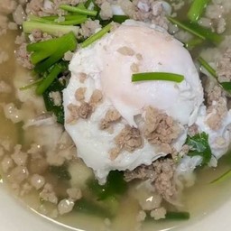 ต้มจืดไข่นำ้ ยางมะตูม เนื้อสับ (ใช้ไข่ 2 ใบ)