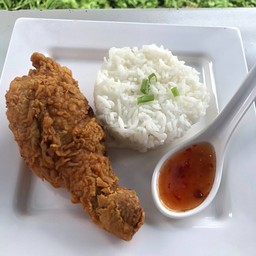 ข้าวน่องไก่ทอด