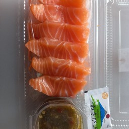 แซลมอนนอร์เวย์ซาซิมิ