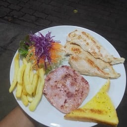 สเต็กไก่+สเต็กแฮม