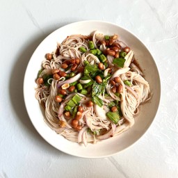 ยำขนมจีน (ไม่ใส่เนื้อสัตว์)