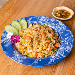 ข้าวผัดปูอัด Crad Fried Rice