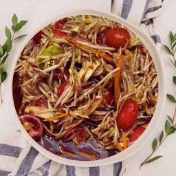 ข้าวหมูทอด & ยำรสเด็ด by ครัวบ้านทุ่ง