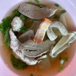 ก๋วยจับน้ำใส