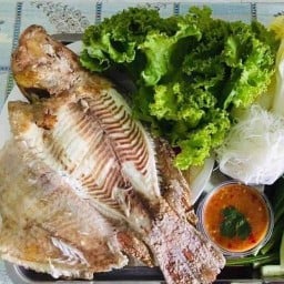 F&P  เมี่ยงปลาเผา (น้ำจิ้มรสเด็ด)