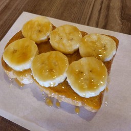 ปังปิ้งกล้วยราดคาราเมล