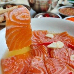 แซลม่อนดองเซ็ท